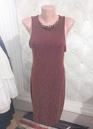 Шикарное женское платье