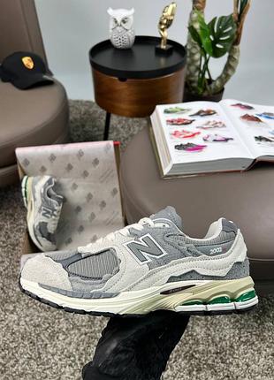 New balance 2002r n light grey green