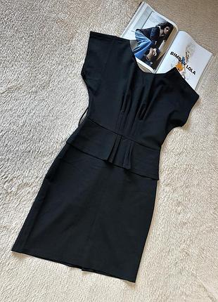 Сукня у діловому стилі