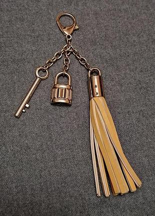Підвіска брелок на сумку