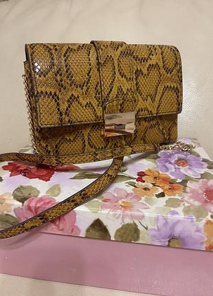 Сумка  под змею mango