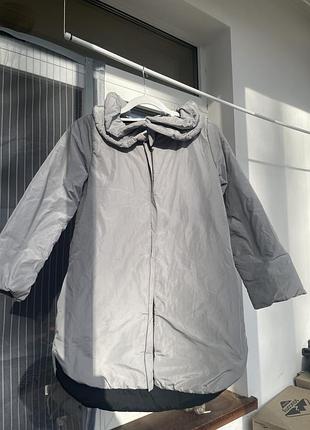 Куртка яскрава