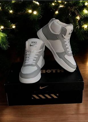 Женские зимние кроссовки nike/кожаные зимние ботинки найк