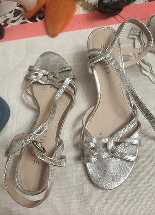 Босоножки.(эко кожа)