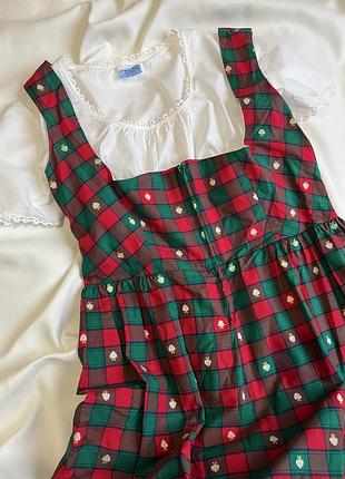 Неймовірний сарафан