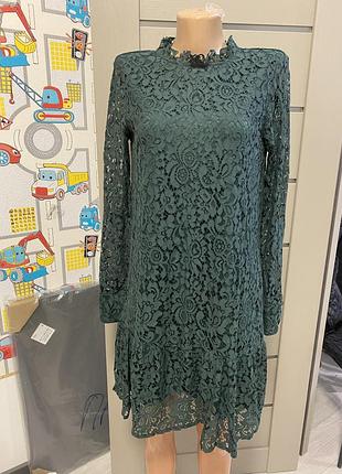 Красивое кружевное платье мини