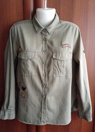 Котонова сорочка в стилі мілітарі.