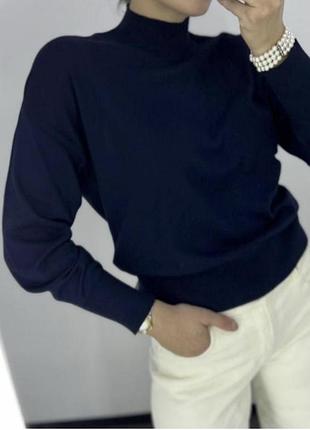 Свитер гольф