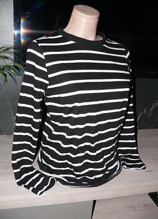 Кофтинка стильна