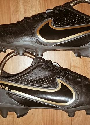 Бутсы кожаные nike размер 40.5 длина потолков 25-25,5 см