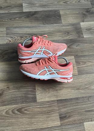 Кросівки asics
