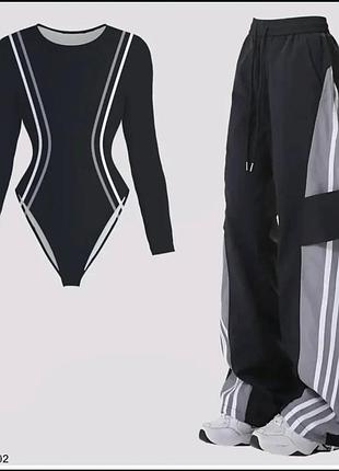 Новый костюм для девушки размер с