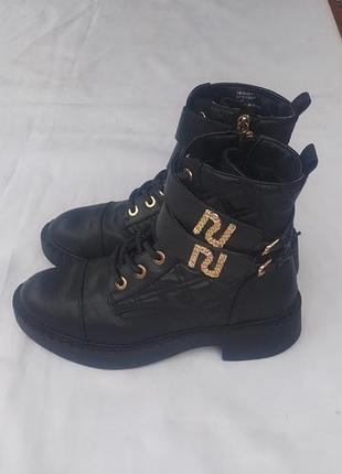 Женские кожаные зимние ботинки river island, 39(25.5) см.