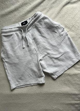 Шорти з текстурованої тканини