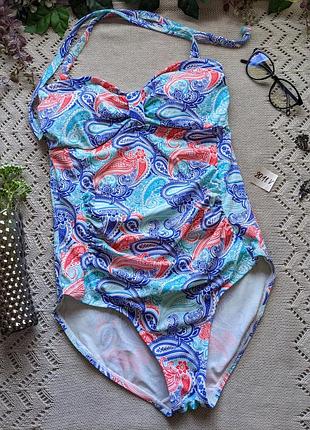 Слитный закрытый купальник 40/42