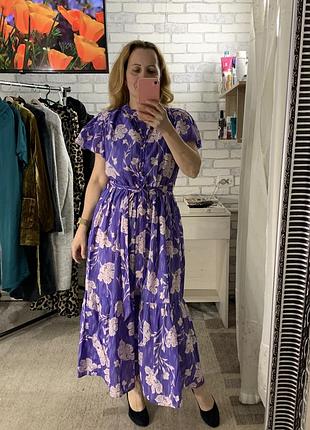 Сукня в квіти