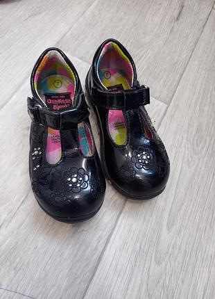 Туфли для девочки