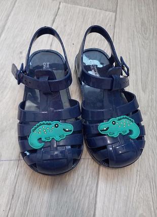 Босоножки для мальчика