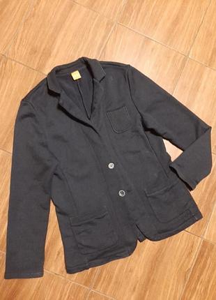 Теплый трикотажный жакет boss