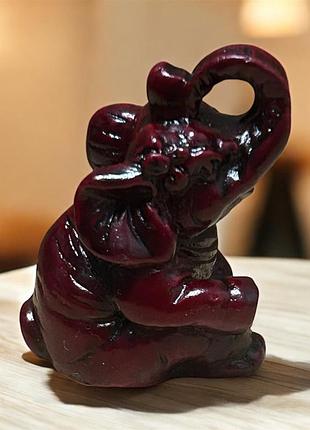 Статуетка слон червоний