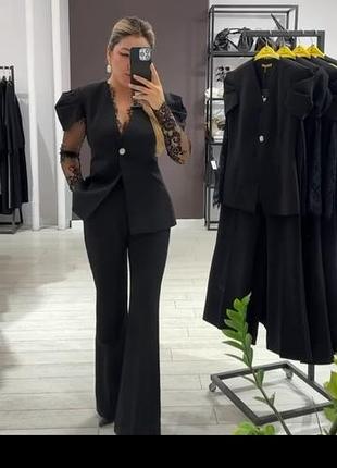 Шикарний, елегантний костюм