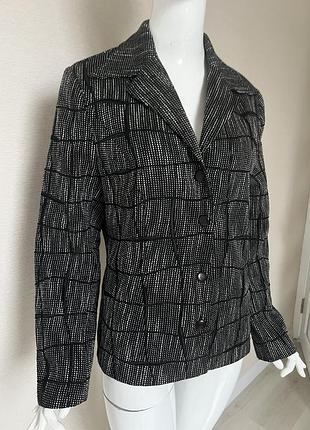 Оригінальний красивий жакет edgar vos