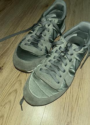 Кросівки nike