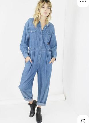 Джинсовый с карманами комбинезон большого размера