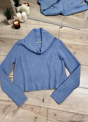 Светр жіночий шерстяний