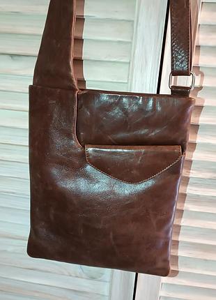 Мужская коричневая кожаная сумка taurus