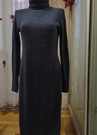 Трикотажное платье
