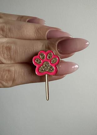 Пін значок металевий брошка льодяник лапка з блискітками звірополіс