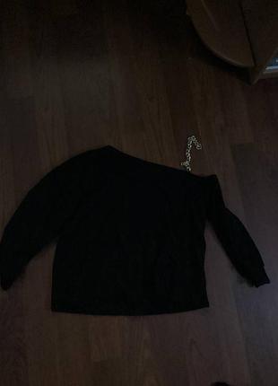 Кофтинками одне плече