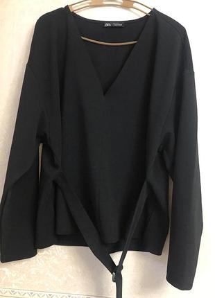 Блузка с длинным рукавом zara, размир l, с интересным пряском