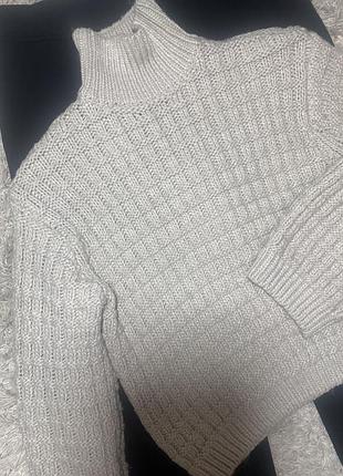 Жіночий теплий обʼємний светр h&m