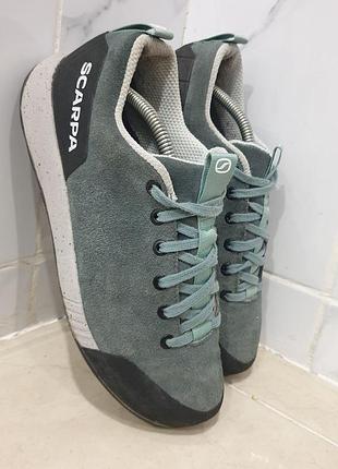Кроссовки scarpa
