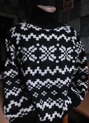 Свитер женский