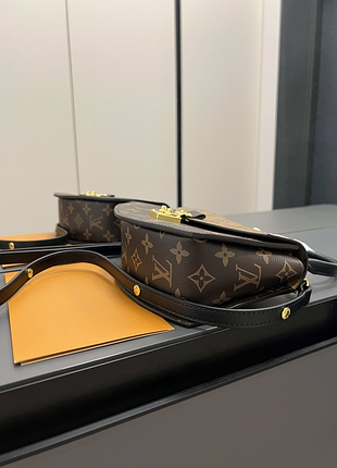 Стильная женская сумка tilsitt monogram