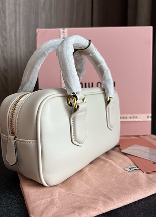 Популярна жіноча сумка arcadie leather bag white