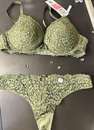 Дуже красивий комплект hunkemoller