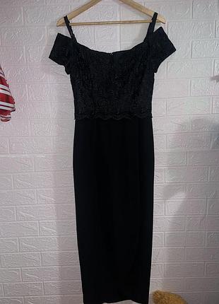 Вечернее платье миди, верх ажурный, спущенные рукава, стильный, ровный крой, на юбке разрез, вы будете королевой.