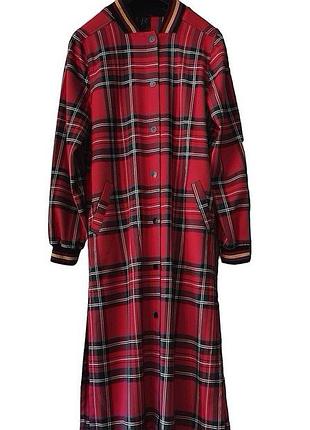 Платье бомбер на кнопках  платье рубашка rihanna by river island