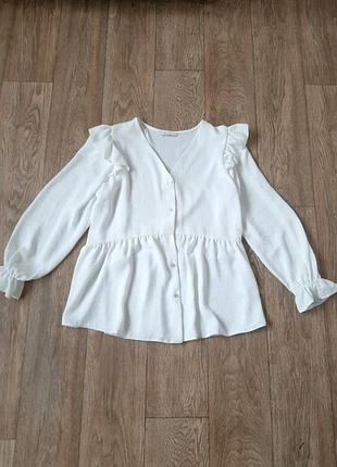 Белая блуза