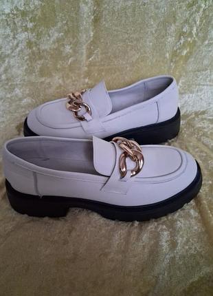 Лоферы туфли