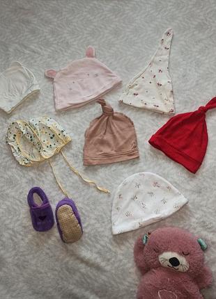 Набор шапочек и тапули
