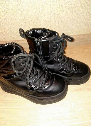 Зимние сапожки на девочку