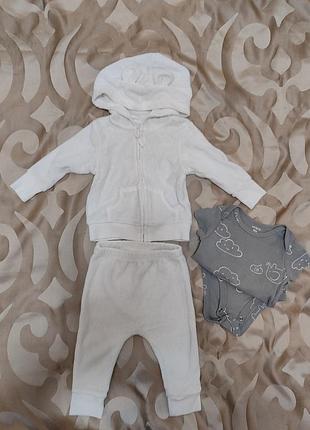 Набір від carter's на 6 місяців