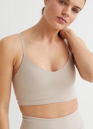 Спортивний бежевий топ h&amp;m sport стильний топік на бретелях бралет