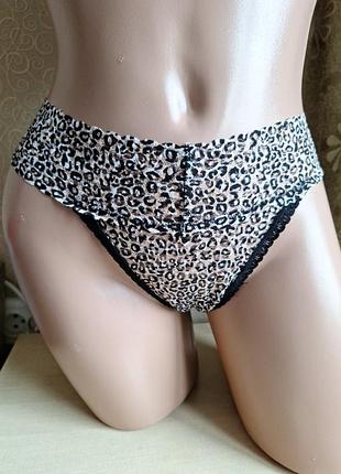 Ажурные трусики стринги