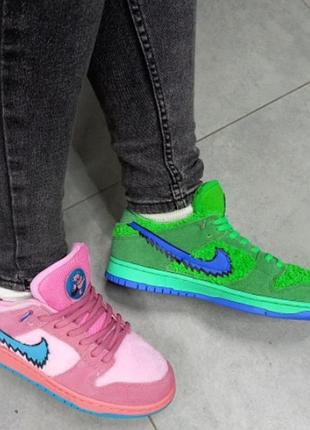 Кроссовки лимитированный выпуск